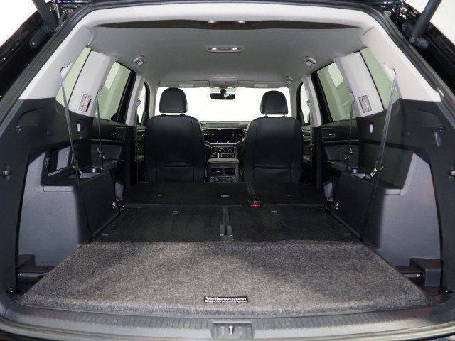 Used 2022 Volkswagen Atlas FWD SE V6 w/ Technology image 34