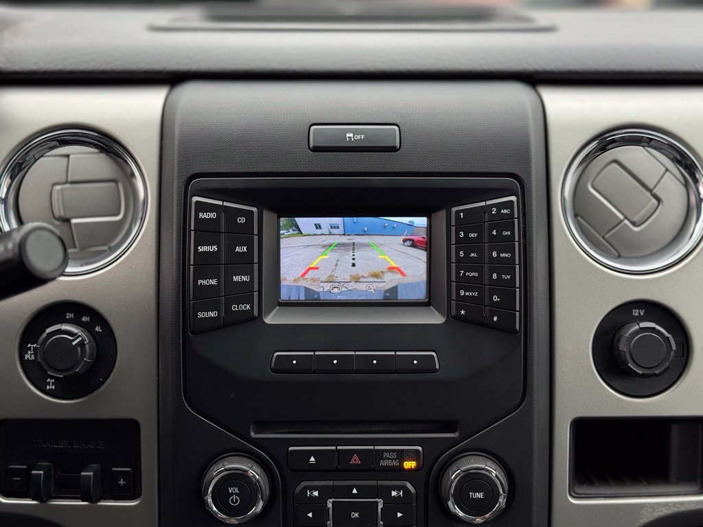 Used 2014 Ford F150 XLT w/ Equipment Group 302A Luxury AWD/4WD image 4