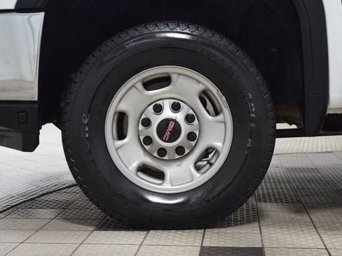 Used 2023 GMC Sierra 2500 Pro w/ Convenience Package AWD/4WD image 18