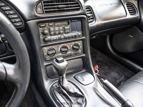 Used 1999 Chevrolet Corvette Coupe w/ Performance Handling Pkg RWD image 34