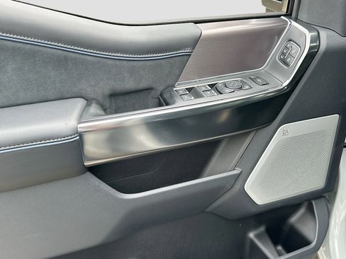 New 2026 Ford F350 4x4 Crew Cab Super Duty image 13