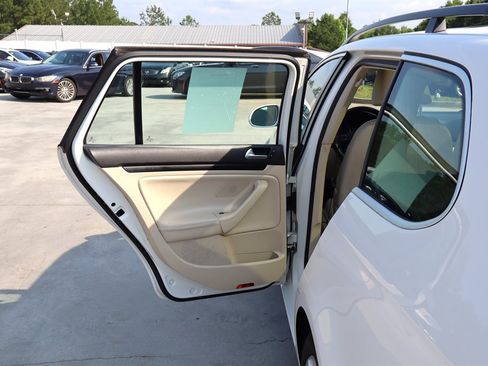 Used 2012 Volkswagen Jetta TDI FWD image 27