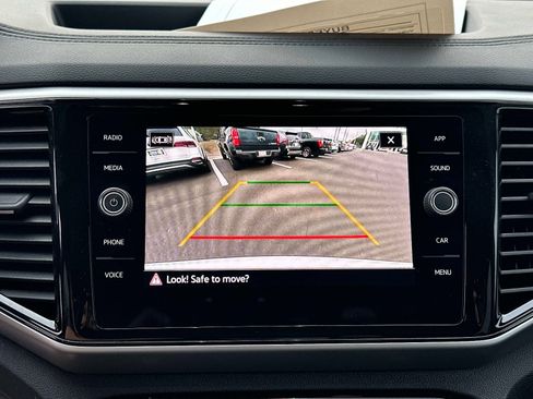 Certified 2023 Volkswagen Atlas SE image 23