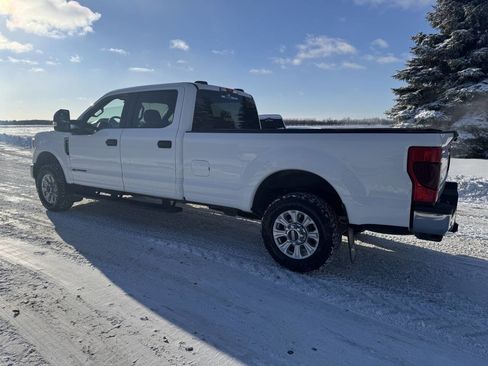 Used 2022 Ford F350 XLT w/ XLT Value Package AWD/4WD image 6