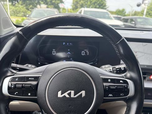 Used 2023 Kia Sportage EX FWD image 27