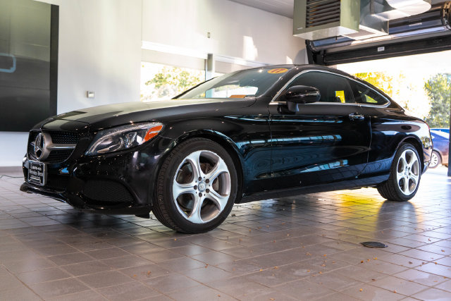 Used 2017 Mercedes-Benz C 300 4MATIC Coupe image 3