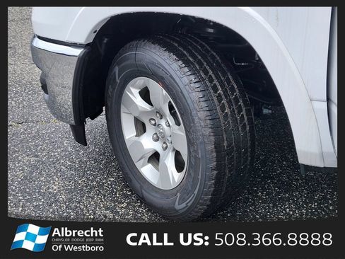 New 2026 RAM 1500 Big Horn AWD/4WD image 33