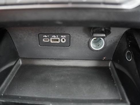 Used 2024 Nissan Altima 2.5 SV FWD image 25