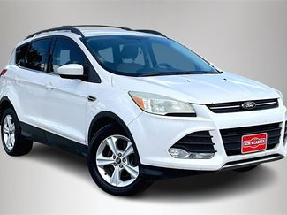 Used 2014 Ford Escape SE w/ Equipment Group 201A image 1