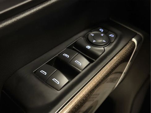 Certified 2019 Chevrolet Silverado 1500 LT w/ All-Star Edition image 35