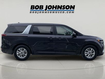 Used 2023 Kia Carnival LX