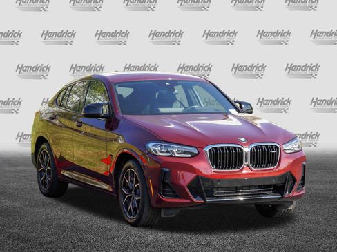 Used 2025 BMW X4 M40i image 2
