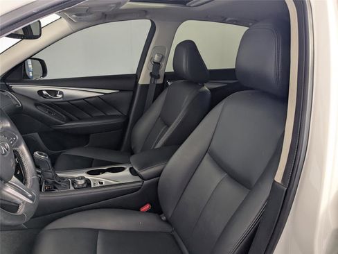 Used 2020 INFINITI Q50 Luxe w/ Cargo Package image 9