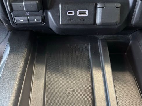 Used 2019 Chevrolet Silverado 1500 LTZ w/ LTZ Plus Package image 6