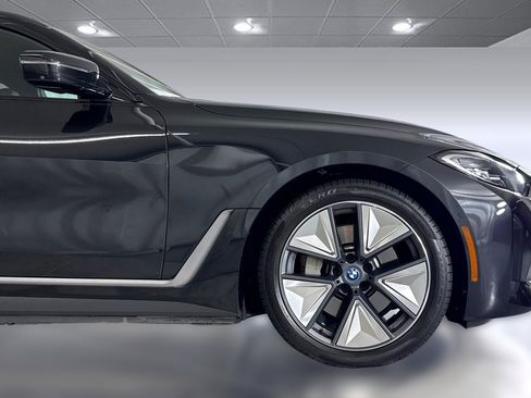 Used 2023 BMW i4 eDrive40 w/ Premium Package RWD image 34