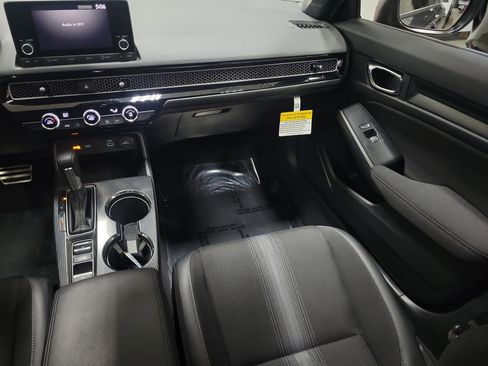 Used 2024 Honda Civic Sport image 13