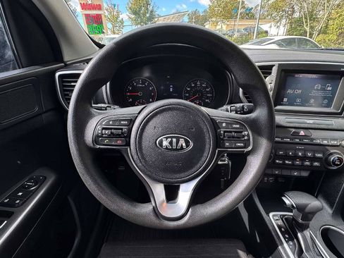 Used 2018 Kia Sportage LX w/ LX Popular Package AWD/4WD image 12
