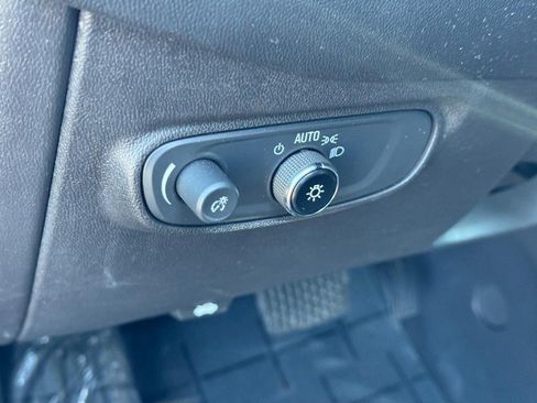 Used 2024 Chevrolet Equinox LT image 17