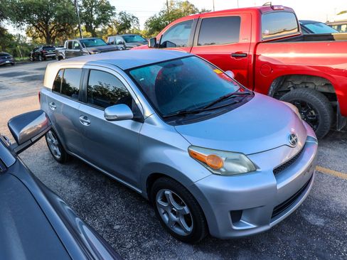Used 2012 Scion xD FWD image 7