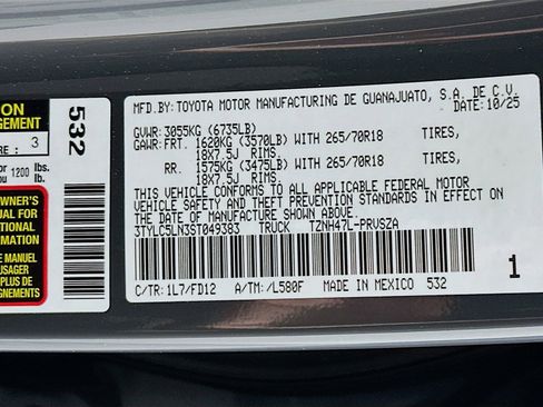 New 2025 Toyota Tacoma TRD Off-Road w/ TRD Off Road Upgrade Package AWD/4WD image 33