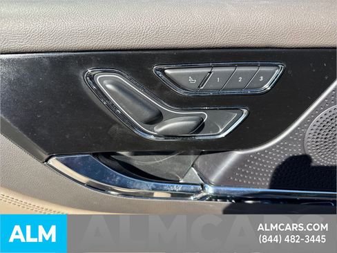 Used 2024 Lincoln Corsair AWD image 11