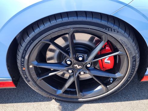 New 2025 Hyundai Elantra N image 18