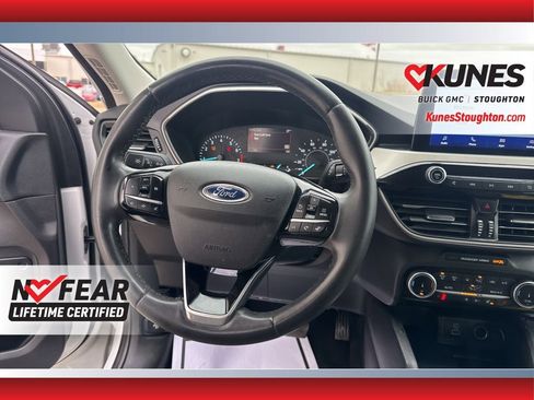 Used 2022 Ford Escape SE w/ Convenience Package image 46