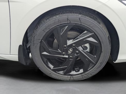 New 2026 Hyundai Elantra Sport FWD image 11