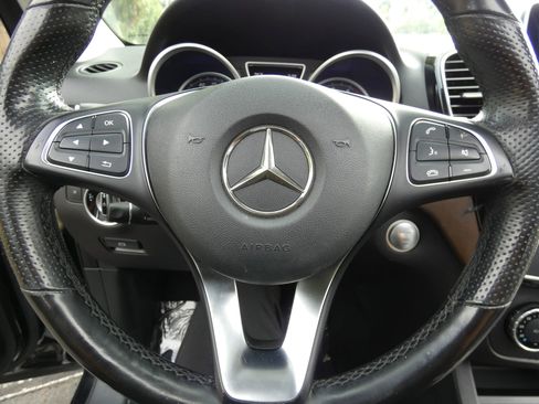 Used 2016 Mercedes-Benz GLE 350 w/ Premium Package image 71