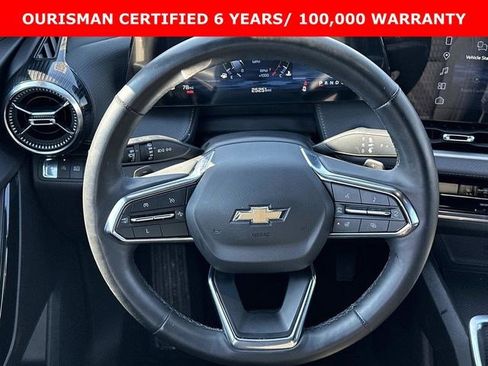 Certified 2025 Chevrolet Equinox LT w/ Safety and Technology Package image 18