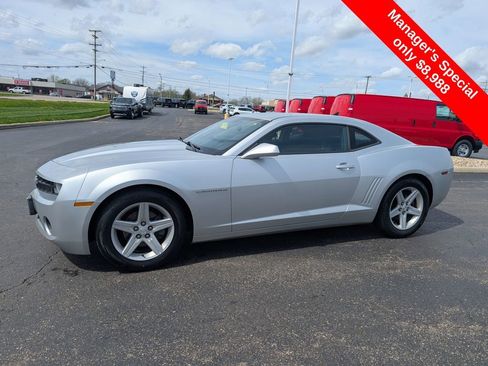 Used 2011 Chevrolet Camaro LT RWD image 4