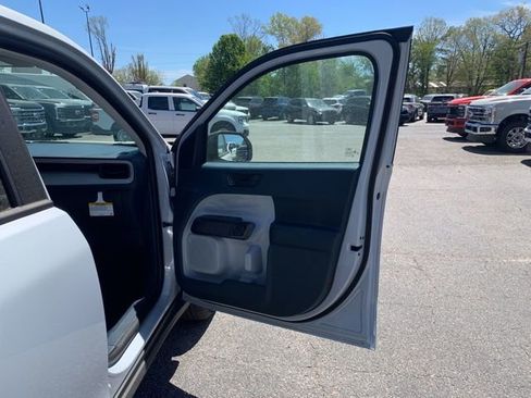 New 2026 Ford Maverick XLT FWD image 14