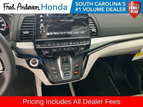 New 2026 Honda Odyssey Touring image 15