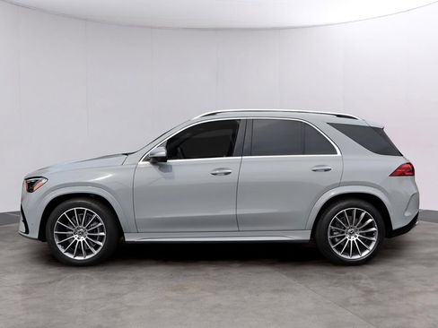 Used 2026 Mercedes-Benz GLE 450 4MATIC image 3