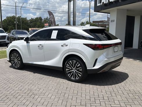 Used 2025 Lexus RX 350 w/ Convenience Package AWD/4WD image 4