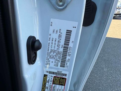 Used 2024 Toyota Tundra SR5 w/ SR5 Convenience Package image 10