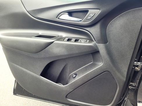 Used 2022 Chevrolet Equinox LT AWD/4WD image 15