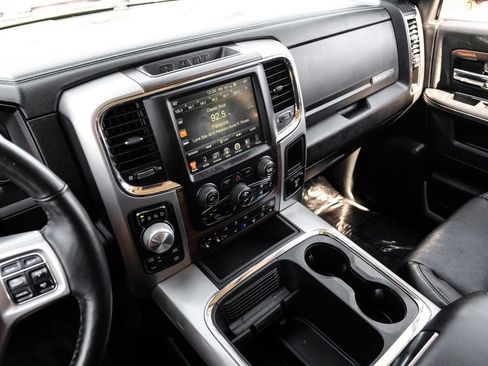 Used 2017 RAM 1500 Laramie w/ Convenience Group image 21