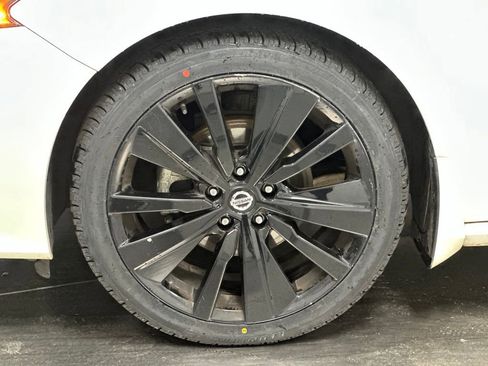 Used 2022 Nissan Altima 2.5 SR w/ Midnight Edition Package FWD image 23