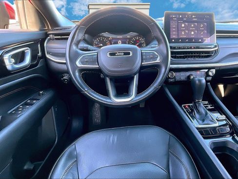 Used 2022 Jeep Compass Limited image 5