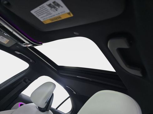 Used 2022 Mercedes-Benz C 300 Sedan image 29