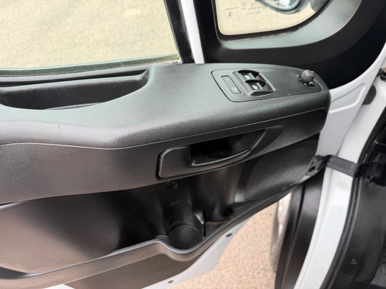 Used 2023 RAM ProMaster 2500 FWD image 12