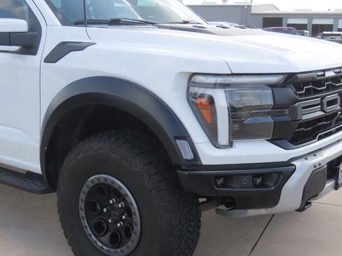 Certified 2024 Ford F150 Raptor AWD/4WD image 5