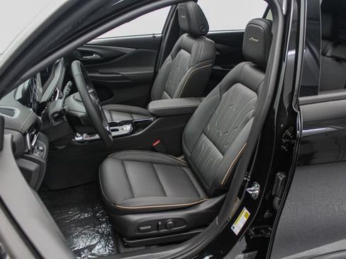 New 2026 Buick Envista Sport Touring FWD image 18