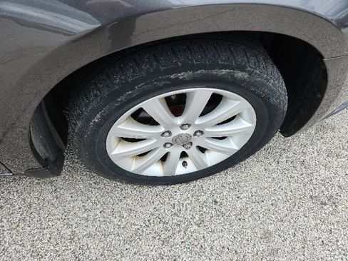 Used 2014 Chrysler 200 Limited FWD image 7