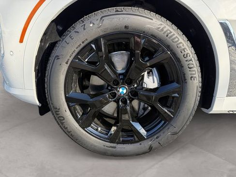 New 2026 BMW X7 xDrive40i AWD/4WD image 14