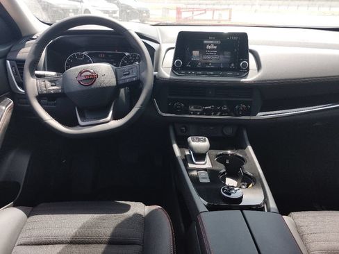 New 2026 Nissan Rogue SV AWD/4WD image 14