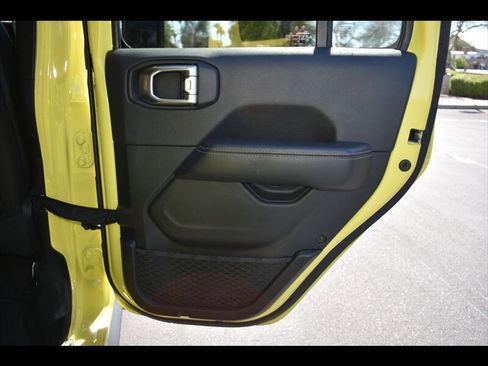 Used 2023 Jeep Wrangler Sahara w/ Cold Weather Group image 31