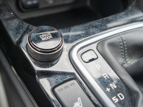 Used 2025 Kia Seltos EX image 32