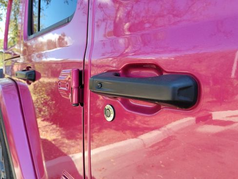 Used 2024 Jeep Wrangler Sahara w/ Technology Group image 14